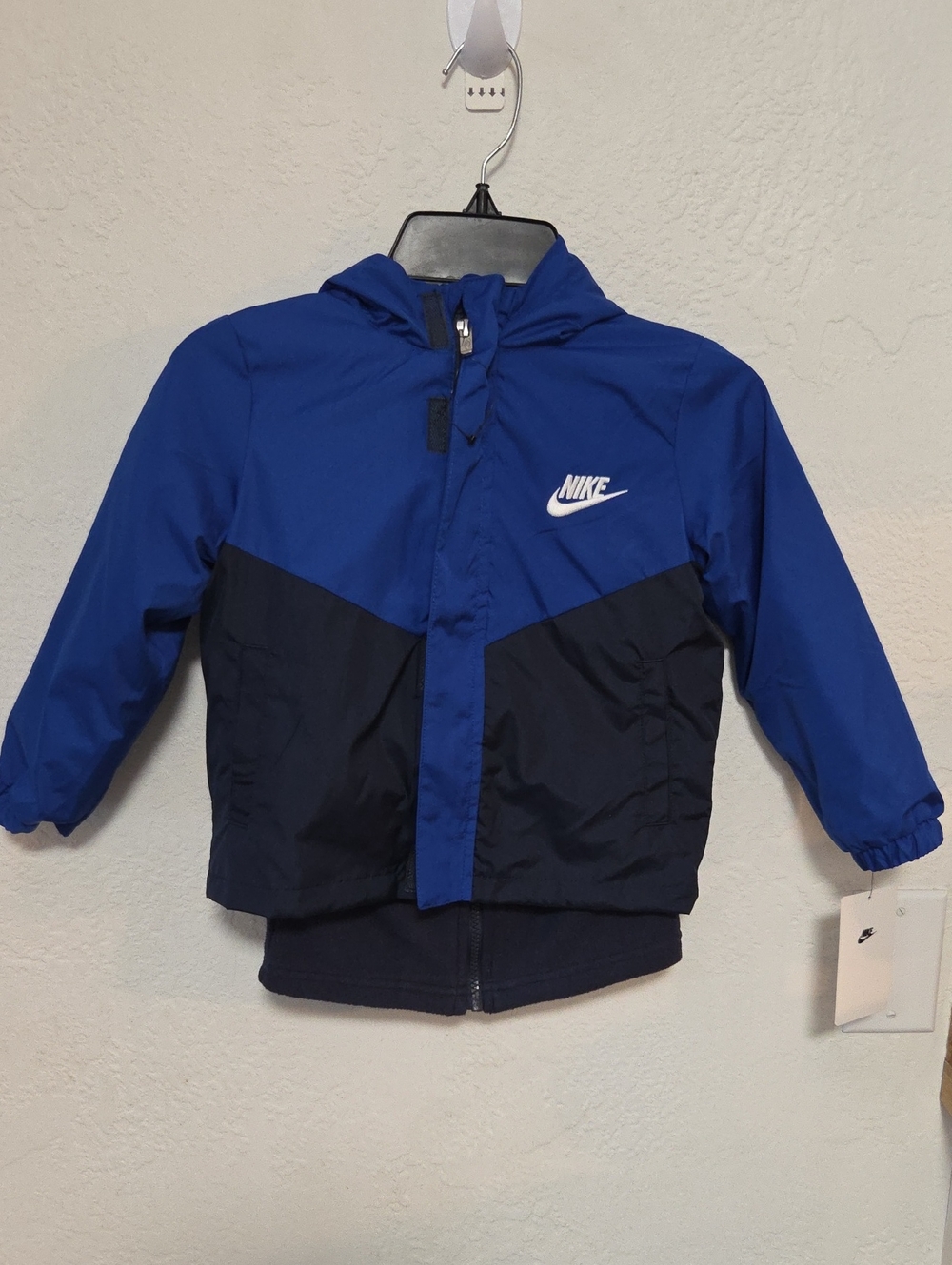 NWT "Nike" 2-Piece Lightweight Hooded Jacket Boys Size 3T (2-3 YRS)